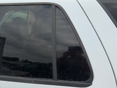 95-05 S10 Blazer Driver Left Rear Vent Window Back Door Glass With Frame Oem