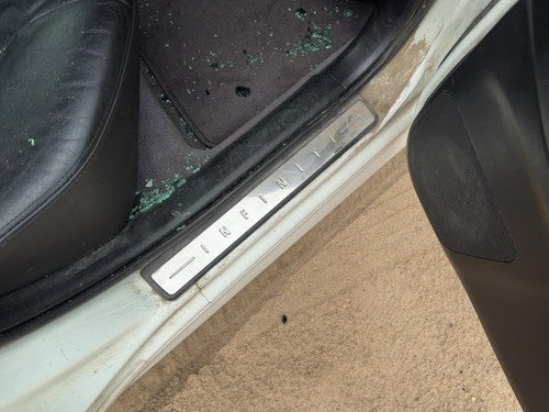 2000-2001 Infiniti I30 Passenger Right Rear Lower Sill Plate Step Trim Panel Oem