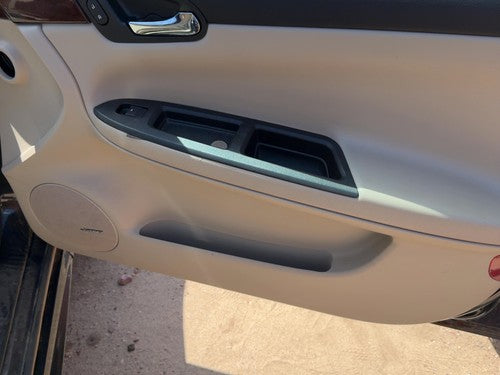 09-11 Impala Passenger Right Front Door Trim Panel With Switches Neutral 522