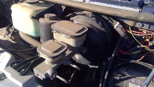 1985-1995 Chevy G20 Van Power Brake Booster With Master Cylinder Pair Set Oem