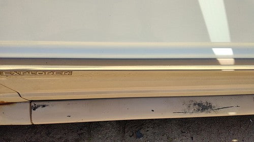91-94 Ford Explorer Driver Left Front Moulding From Door Oem Trim Strip White