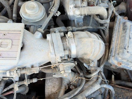 1985-1988 Nissan Maxima Throttle Body Valve Oem With Sensors 3.0L At 1611816E12