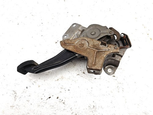 01 Lesabre Buick Lesabre Parking Brake Pedal Assembly Complete Emergency Unit