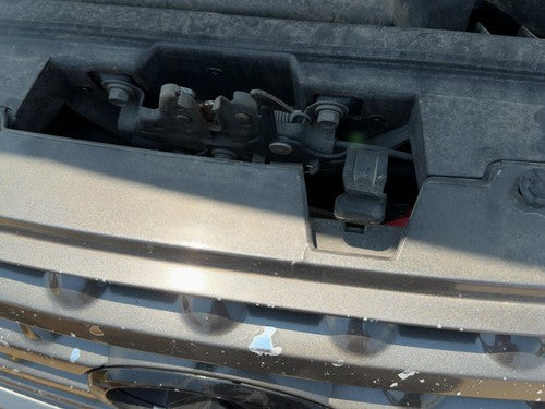 2003-2006 Infinity Fx45 Hood Latch Assembly With Bracket Oem 62500Cg00A