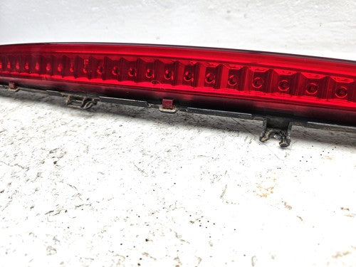 2004-2009 Cadillac Srx Third Brake Light Middle Lamp Oem
