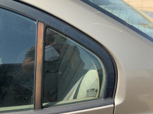 01-06 Elantra Driver Left Rear Vent Window Back Door Glass With Frame Oem