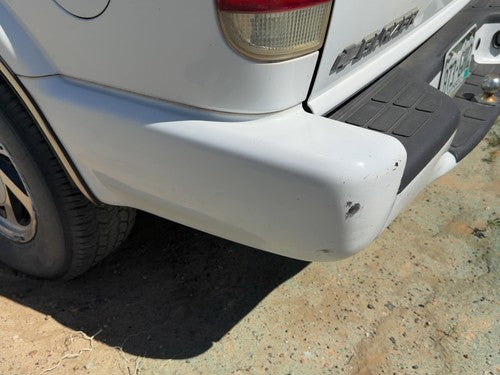 1998-2005 Chevy S10 Blazer Driver Left Rear Bumper End Cap OEM 12472163