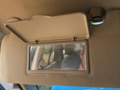 2002-2007 Saturn Vue Redline Driver Left Sun Visor Oem Gray 17D 15822411