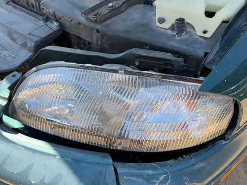 1995-2001 Chevy Lumina Driver Left Head Light OEM Front Lamp 10420375