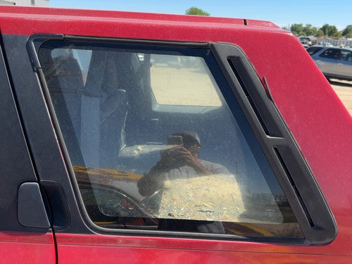 1990-1995 Nissan Pathfinder Driver Left Rear Quarter Glass Back Side Window OEM