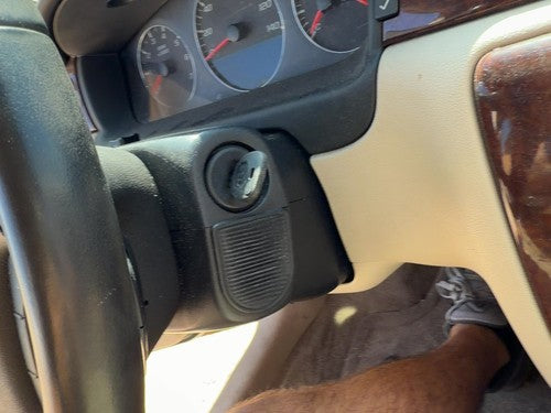2010-2011 Chevy Impala Steering Column Assembly Oem Floor Shift Neutral 522