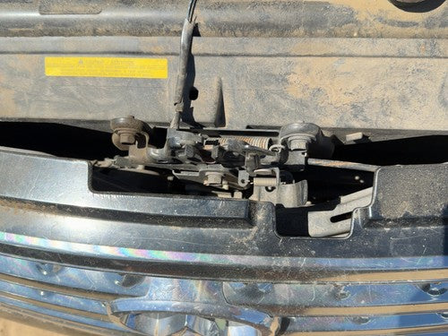 2006-2008 Infiniti M35X Hood Latch Assembly With Bracket Oem 62520Eg00A