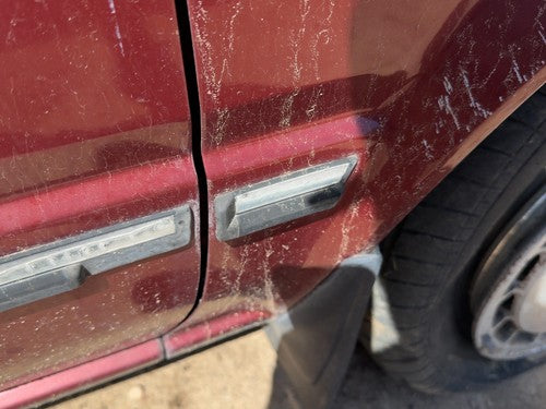 1985-1988 Nissan Maxima Passenger Right Moulding From Fender Oem Trim Strip