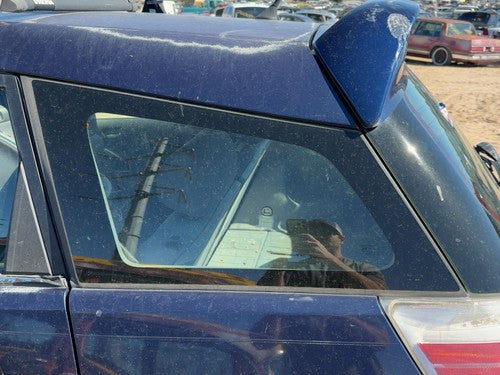 2003-2008 Toyota Matrix Xr Driver Left Rear Quarter Glass Back Side Window Oem