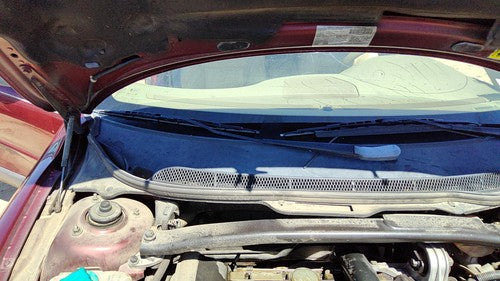 2001-2007 Volvo V70 Xc Windshield Wiper Cowl Vent Trim Panel Oem Cover