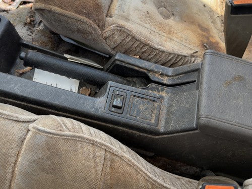 1985-1988 Nissan Maxima Center Console Assembly Gray Automatic 3.0L OEM