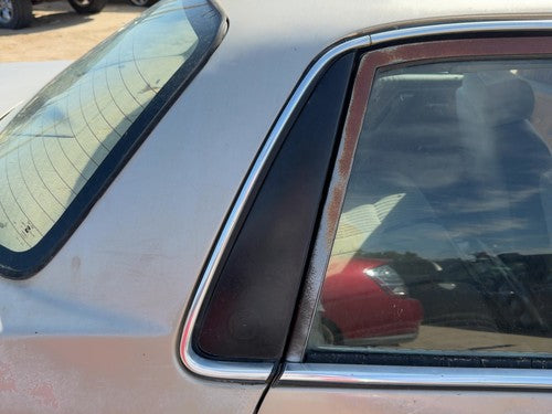 1993-1996 Buick Century Passenger Right Rear Moulding On Quarter Panel Oem