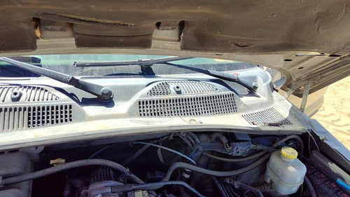 2003-2007 Jeep Liberty Windshield Wiper Cowl Vent Trim Panel Oem Cover