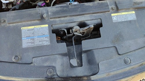 2005-2010 Pontiac G6 Gxp Coupe Hood Latch Assembly With Bracket Oem 25864307