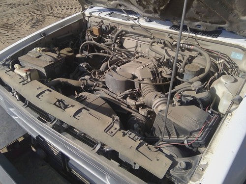 1990-2002 Nissan Pathfinder Timing Cover Oem Upper Front 3.0L 1350188G10