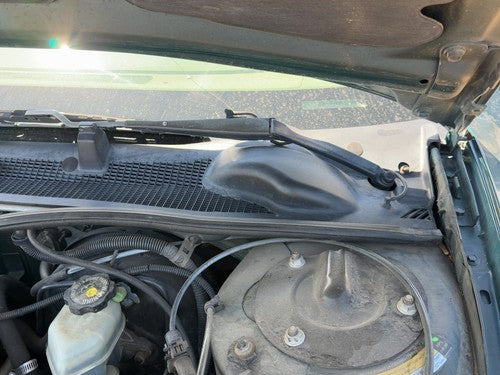 1995-2001 Chevy Lumina Driver Left Windshield Wiper Arm Oem Blade Lever 10424405