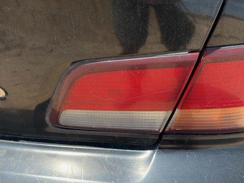 1997-1999 Nissan Maxima Passenger Right Inner Tail Light Brake Lamp Oem Rear