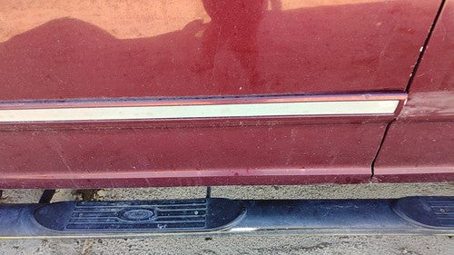 97-02 Ford Expedition Driver Left Front Moulding From Door Trim Strip Maroon Jl