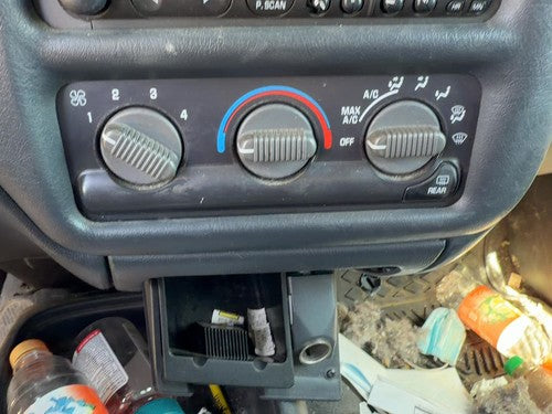 2001 Chevy S10 Blazer Temperature Control Module Heater AC Head Unit 15098966