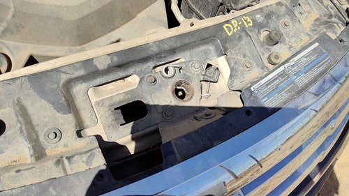 2007-2008 Suzuki Grand Vitara Xl-7 Hood Latch Assembly With Bracket Oem