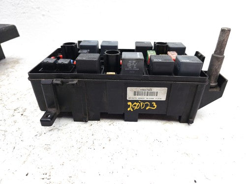 06-07 Buick Lucerne Engine Fuse Box Power Distribution Panel Oem 4.6L 25920479