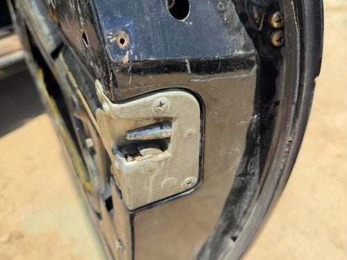 1980 Mercedes 450SL 107 Passenger Right Front Door Latch with Rods Cables OEM