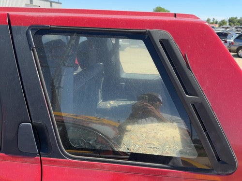 1990-1995 Nissan Pathfinder Driver Left Rear Quarter Glass Back Side Window OEM