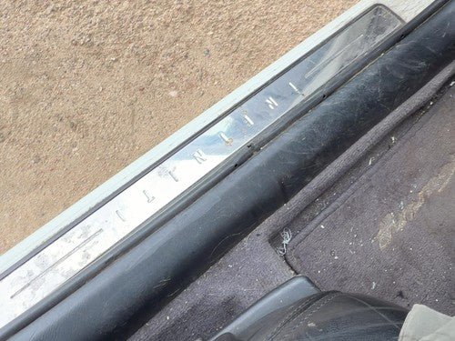 2000-2001 Infiniti I30 Driver Left Lower Sill Step Moulding Trim Panel Oem Black
