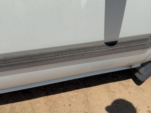 1988-1989 Honda Accord Lx Passenger Right Front Moulding From Door Oem