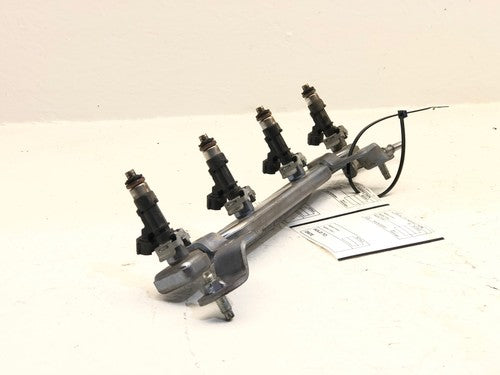 2013-2019 Nissan Sentra Complete Fuel Rail With Injectors Oem Set 1.8L