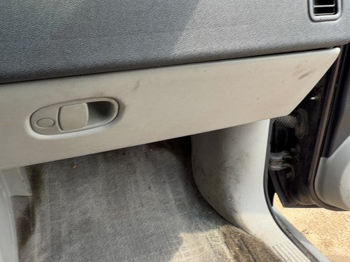 05-09 Equinox Glove Box Assembly Complete Door With Latch Oem Light Gray 14B