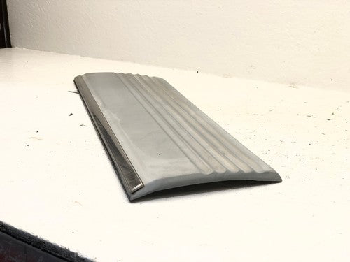 1981-1985 Mercedes 300Sd Driver Left Rear Lower Door Moulding Only 1267300805