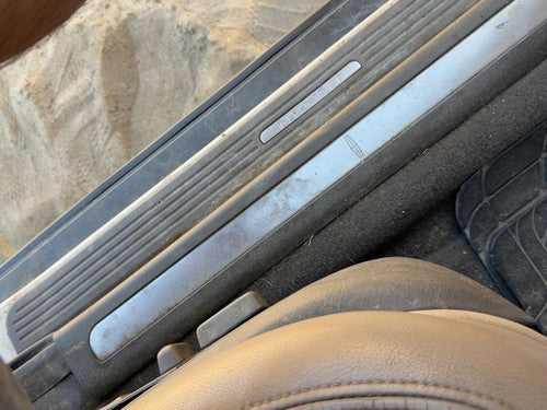 2000-2006 Lincoln LS Driver Left Lower Sill Step Moulding Trim Panel Tan 4H