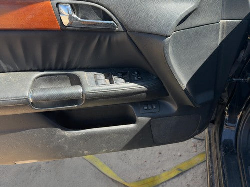 06-07 M35X Driver Left Front Door Trim Panel With Master Switch Wood Graphite