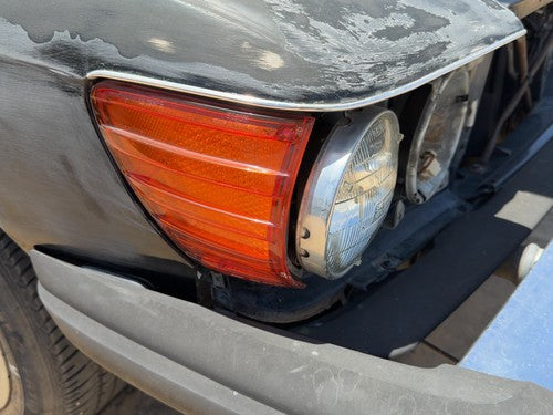 72-80 450Sl 107 Passenger Right Front Turn Signal Light Lamp Oem Fender Mounted