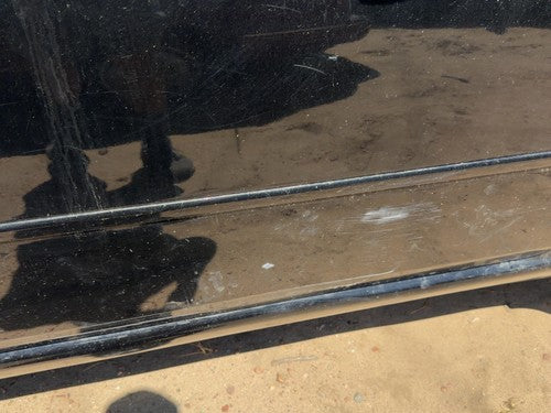 06-07 M35X Passenger Right Front Moulding From Door Oem Black Obsidian Kh3