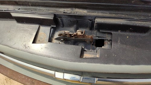 1998-2004 S10 Pickup Hood Latch Assembly With Bracket Oem