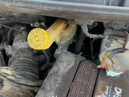 1996-2000 Power Brake Booster With Master Cylinder Pair Set Oem 3.3L Fwd