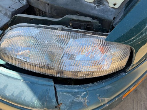 1995-2001 Chevy Lumina Driver Left Head Light OEM Front Lamp 10420375