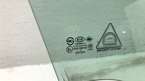 2014-2018 Kia Forte Passenger Right Front Side Window Door Glass Oem 82420A7020