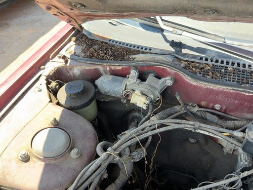 1985-1988 Nissan Maxima Windshield Wiper Motor Oem B881515E00
