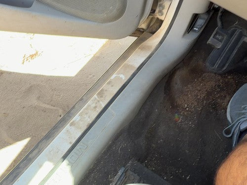 2006-2007 Chevy Monte Carlo Driver Left Lower Kick Trim Panel Oem Gray 832