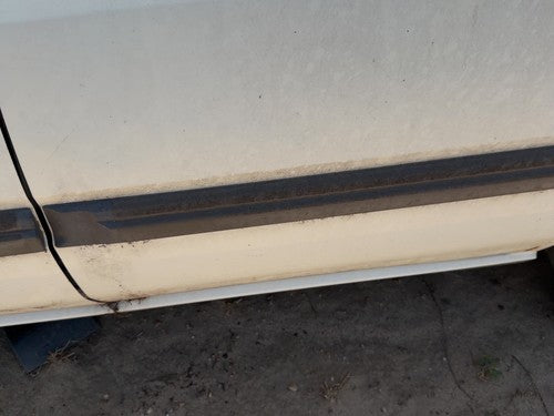 1988-1989 Honda Accord Lx Driver Left Rear Moulding From Door Oem Back