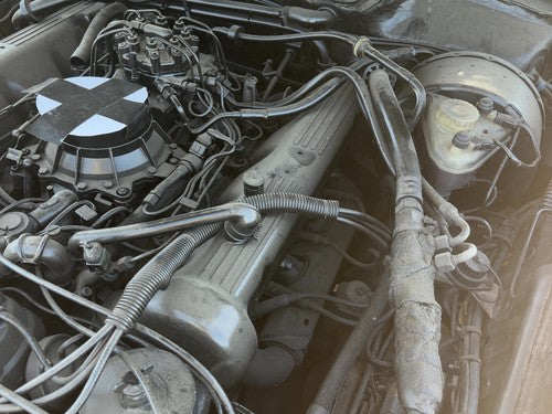1980 Mercedes 450SL 107 Driver Left Valve Cover OEM 4.5L