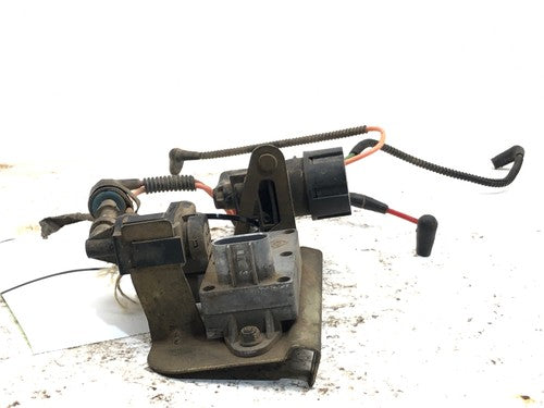 96-99 Taurus Sho F7ue-9J460-Aa Egr Pressure Valve Sensor Vacuum Switches 3.4L V8